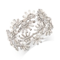 Silver-Tone Mixed Crystal Flower Stretch Bracelet